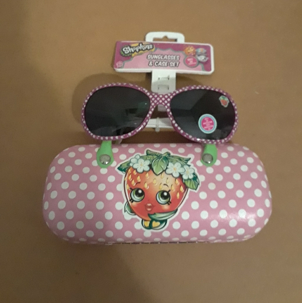 NEW Shopkins Sunglasses & Matching Case Set